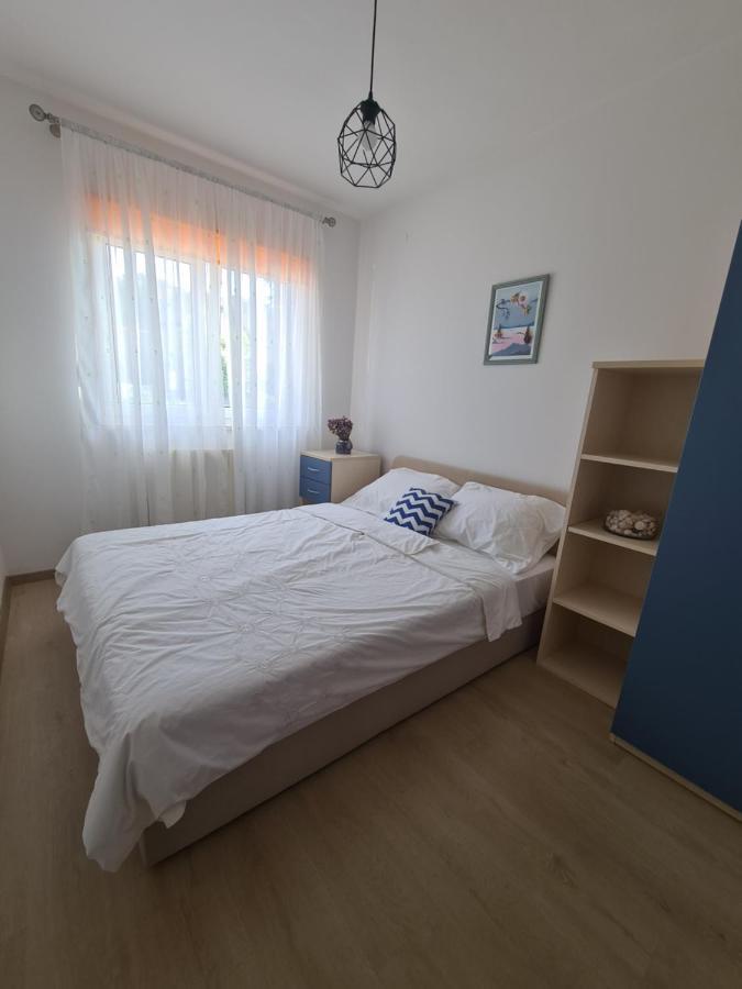 Apartmani Emily Пула Екстериор снимка