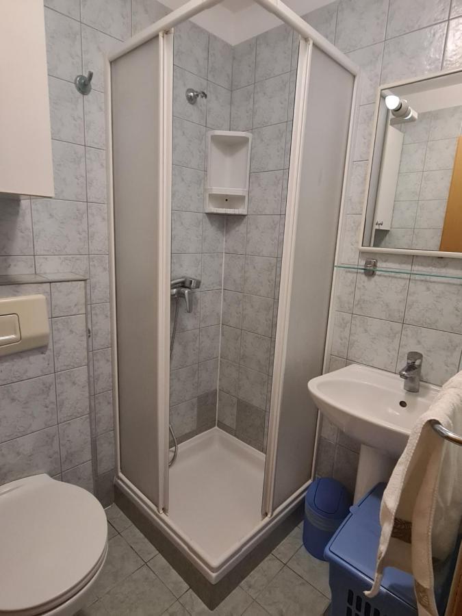 Apartmani Emily Пула Екстериор снимка